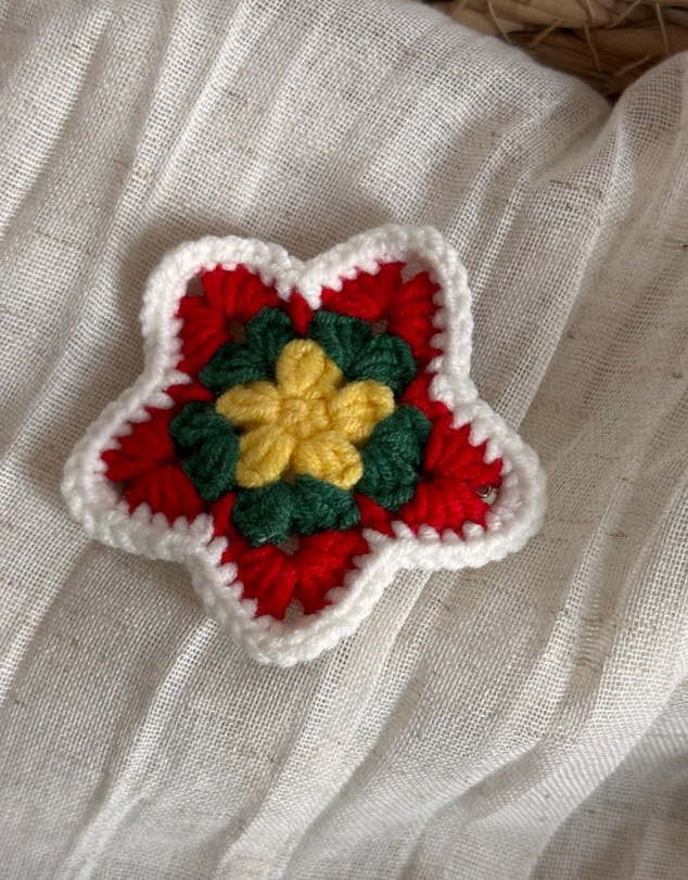 KAJA Clothing - Christmas-Star Puffy Clip 2pc