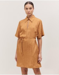 Minima Esenciales - Roma Crinkle Shirt Dress