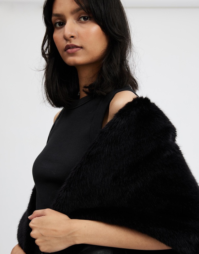 Unreal Fur - Yasmine Wrap