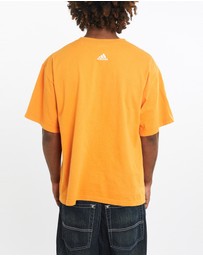 Vintage by The Real Deal - Pre Loved - Vintage Adidas Tee