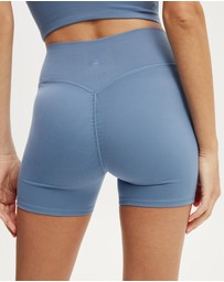Cotton On Body Active - Ultra Soft Invisible Scrunch Shortie Short