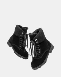 EVERAU - Australian Shepherd Ugg Mina Cow Suede Upper Martens