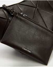 Calvin Klein - Woven Shoulder Bag