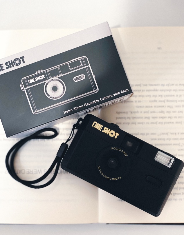 1Shot - Reusable 35MM Film Camera