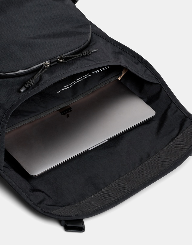 Bellroy - Venture Messenger 14