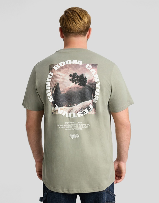 Johnny Bigg - Scenic Longline Tee