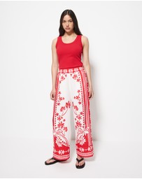 Commonry - Nadia Pant