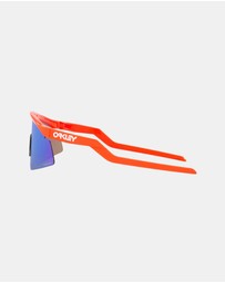 Oakley - Hydra 0OO9229 Sunglasses