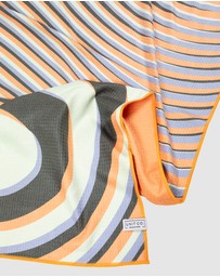 UNIT - UNIT Groove Beach Towel