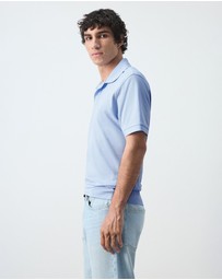 M.N.G - Rea Polo