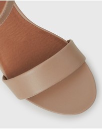 Zeroe - Wider Fit Rory Vegan Round Toe Sandals