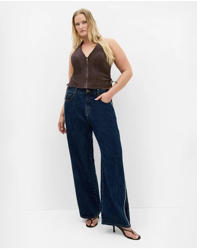 City Chic - Harlow Sueded Halter Zip Top