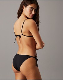 Calvin Klein - CK Essentials Triangle Bikini Top