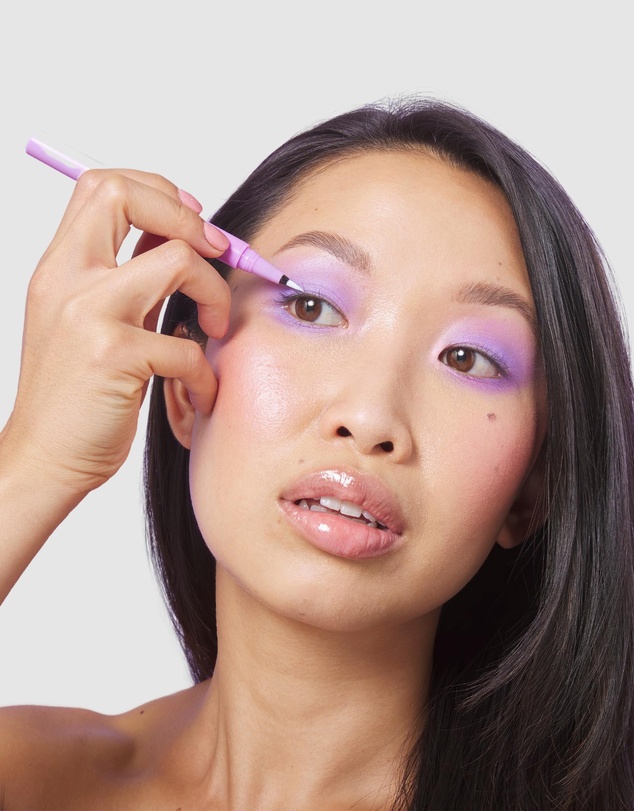 The Quick Flick - Two In One Adhesive Liner
