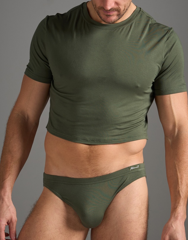 TEAMM8 - Body Bamboo Crop Tee