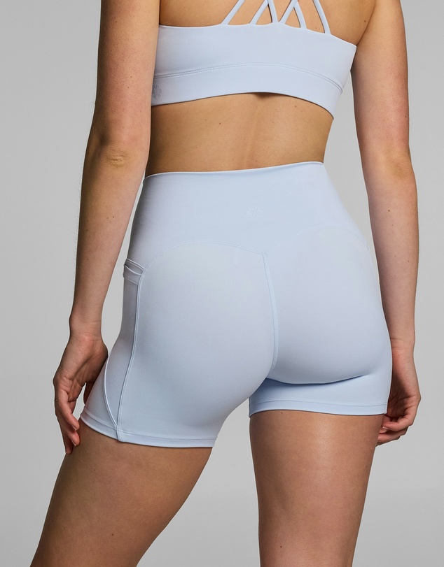Rockwear - No Front Seam Pocket Mid Thigh Bike Shorts