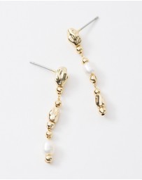 Commonry - Gigi Pearl Earrings