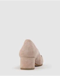 Edward Meller - CELESTE45 Pump with Trim