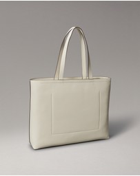 Calvin Klein - Sculpted Slim Tote Bag