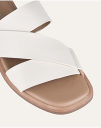 Jo Mercer - Shelby Flat Slides