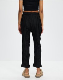 Third Form - Rolling Wave Trousers