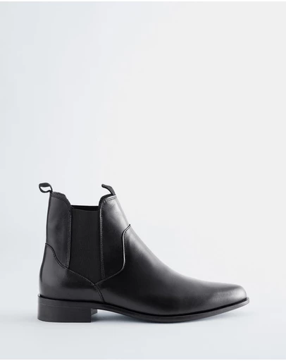 & Other Stories - Pointed-Toe Leather Chelsea Boots