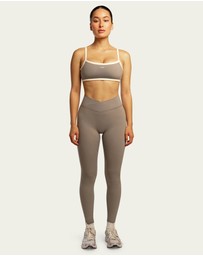 437 - The V Leggings