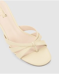 Verali - Beau Kitten Heel Thongs