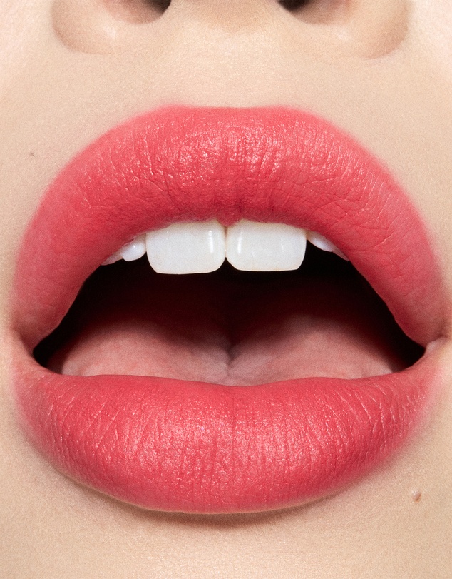 MAC - Powder Kiss Lipstick