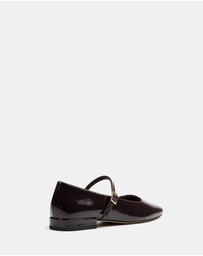 Wittner - Aria Crinkle Patent Leather Mary Janes