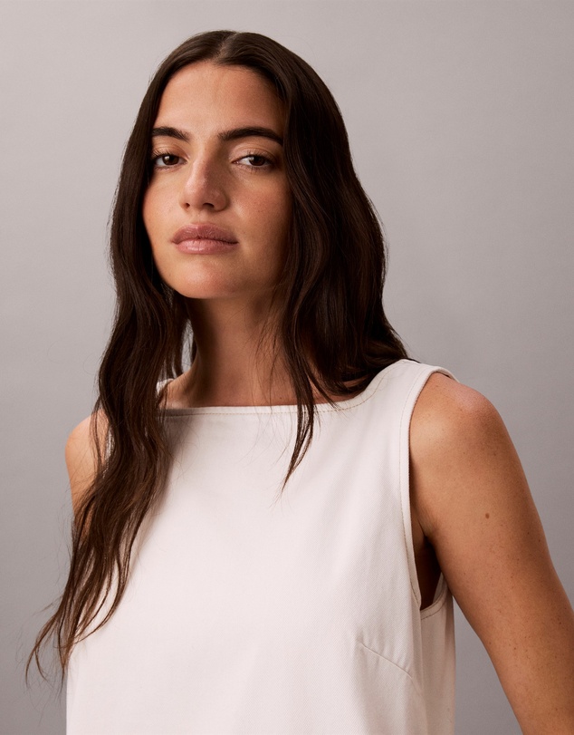 Calvin Klein Jeans - V-Neck Denim Shift Dress