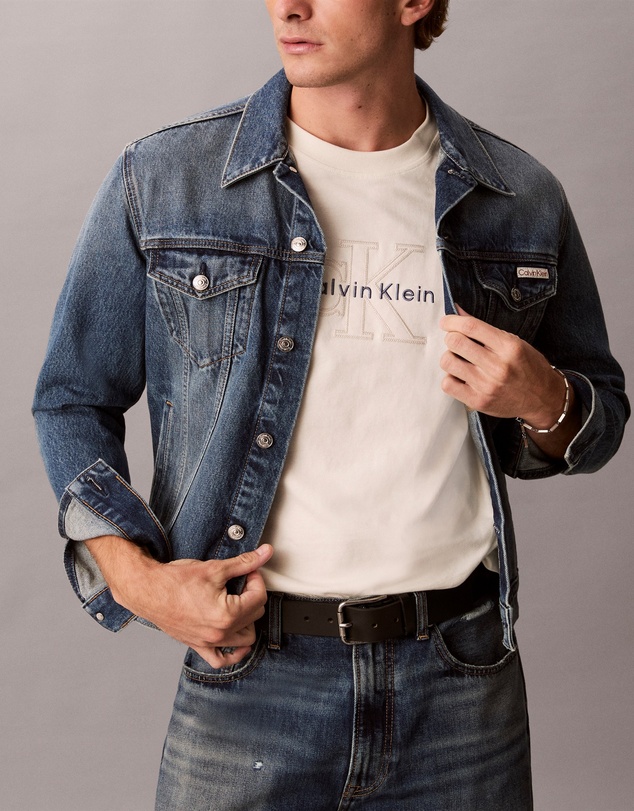 Calvin Klein Jeans - Relaxed Logo Applique T-Shirt