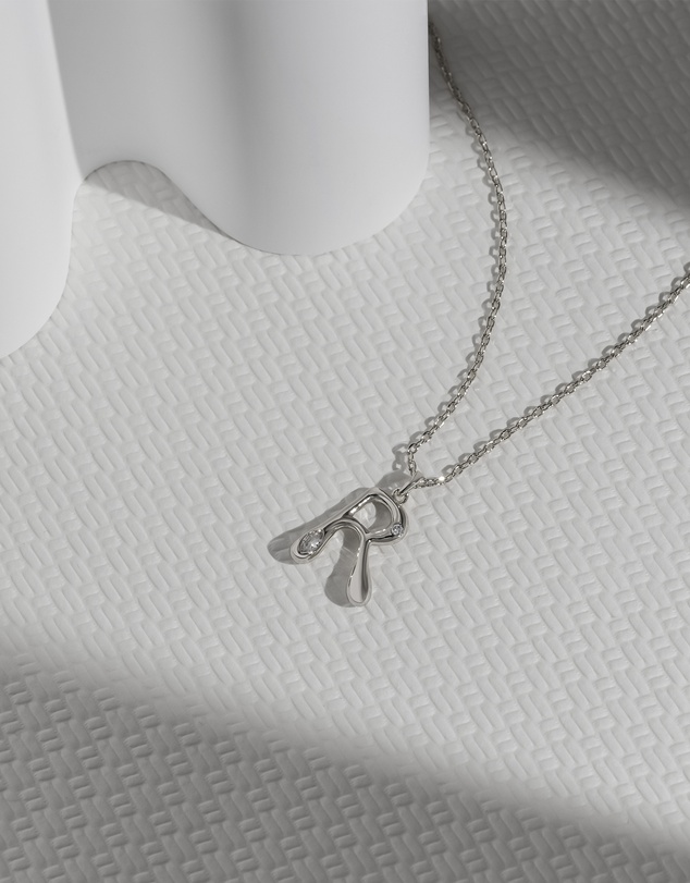 Wanderlust + Co - Alphabet Bubble Silver Necklace - Letter R
