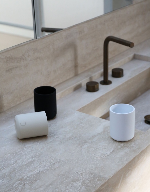 DESIGNSTUFF - ARC Tumbler/Toothbrush Holder