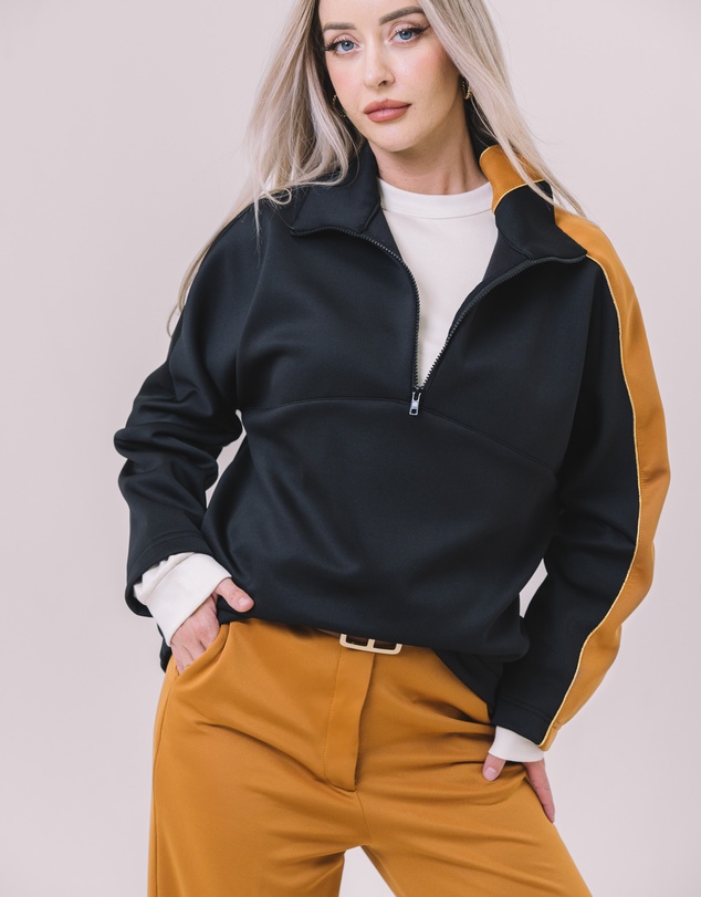 Youmsara - The Freya Half Zip