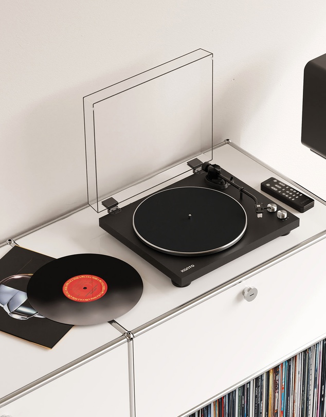 iWorld - Kanto OBI3 Turntable - Matte Black with Kanto ORA 100W Powered Speakers - Black Bundle