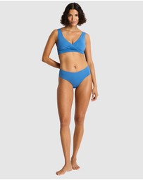 Sea Level Australia - Essentials Edit Cross Front Multifit Bra Top