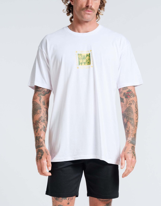 Vacancy Co - Surf Club Tee