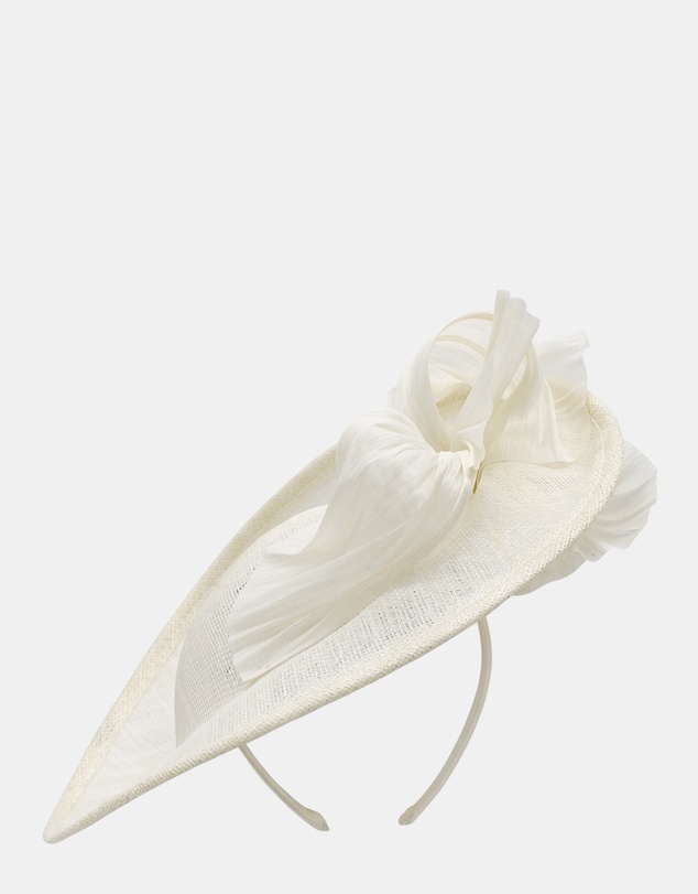 Morgan & Taylor - Yumi Fascinator in Ivory White