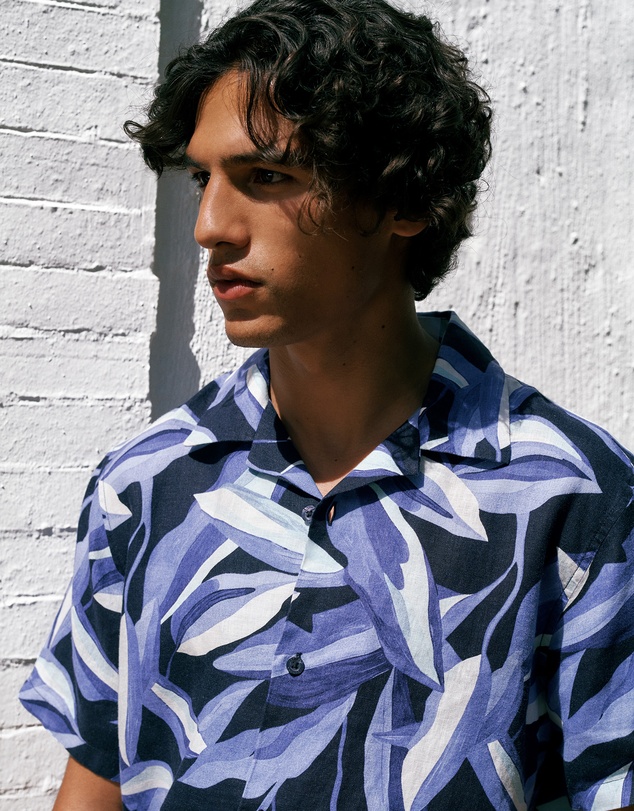 Trenery - Painted Leaf Linen Camp Shirt in Navy