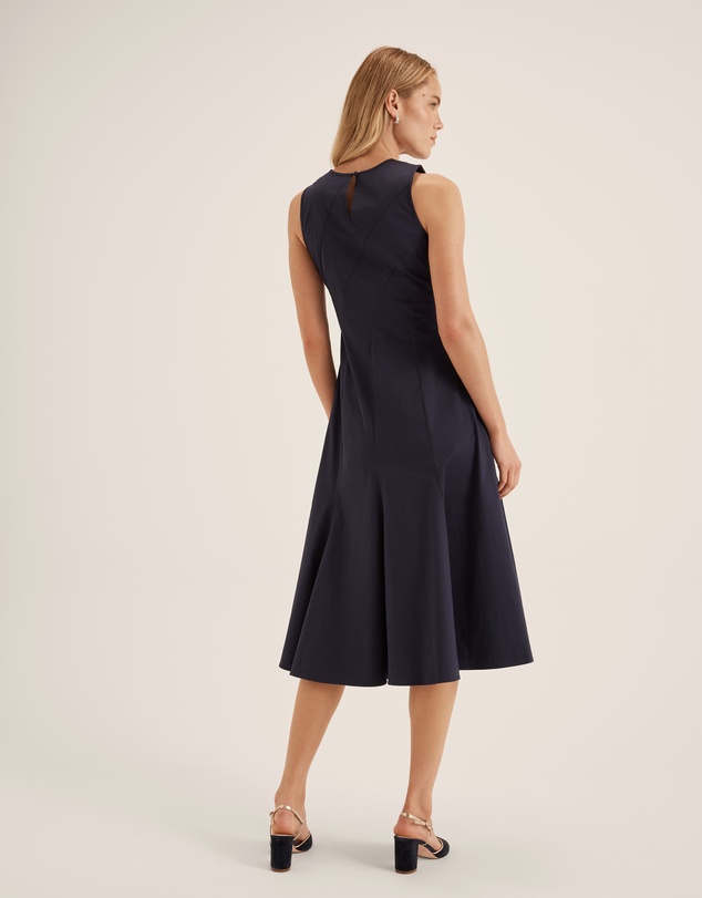 Review - Kira Dress