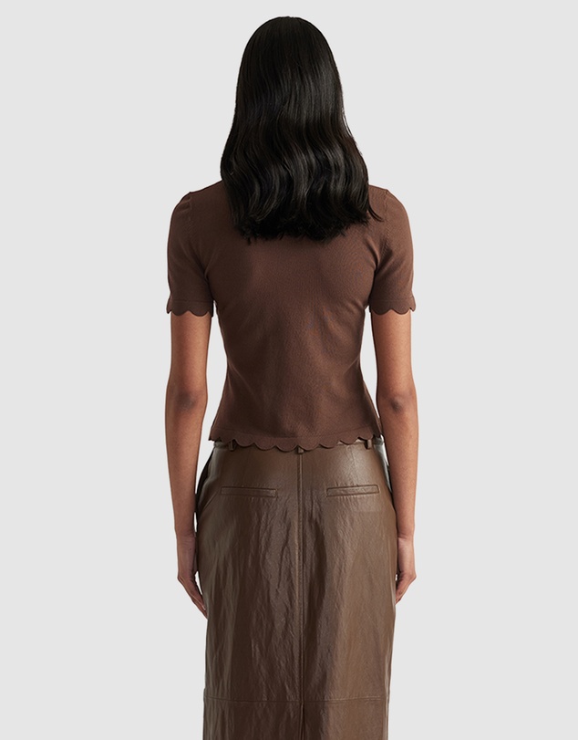 Decjuba - Kai Scallop Edge Tee
