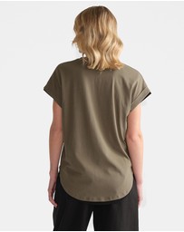 Decjuba - D-Luxe Collegiate Tonal Tee