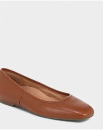 Vionic - Orinda Ballet Flat - Tan