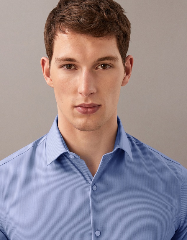 Calvin Klein - Performance Dress Shirt