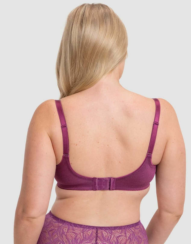 Triumph - Embroidered Minimiser Bra