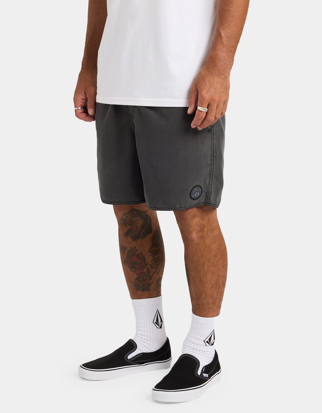 Volcom - Mens Center 17