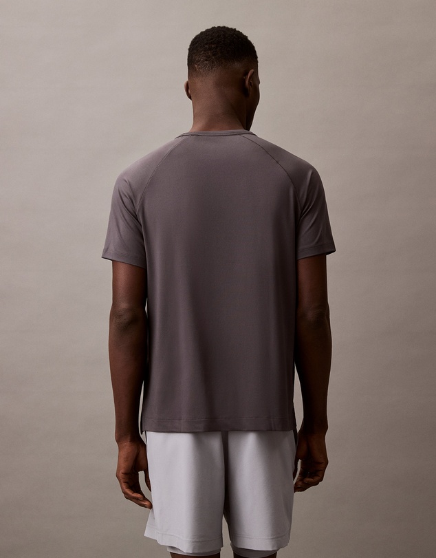 Calvin Klein - Soft Stretch Sport Crewneck Tee