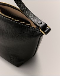 Trenery - Carnarvon Crossbody Bag in Black