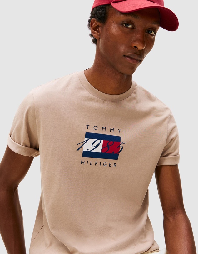 Tommy Hilfiger - Flag Graphic Jersey T-Shirt